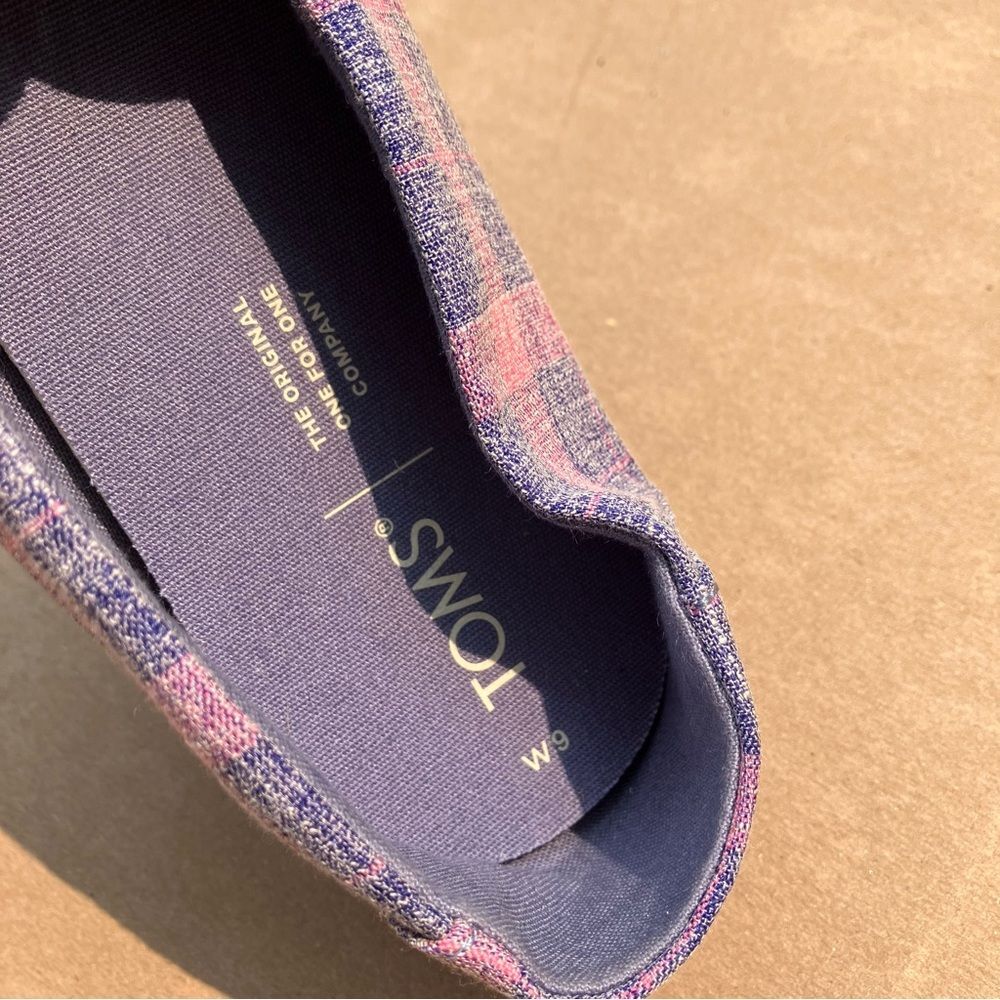TOMS Alpargata Bow Pink Blue Multi Checkered Plaid Item: 10016220 size 9 - Picture 3 of 5